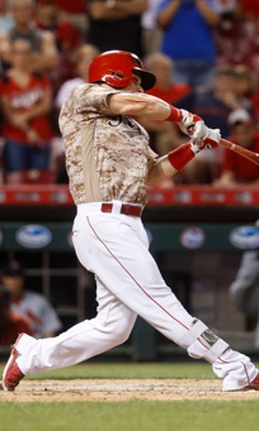 Scooter Gennett hits 4 home runs for Reds to tie MLB record (Jun 06, 2017)